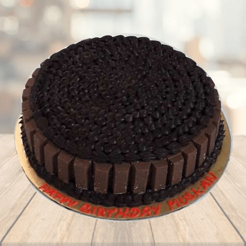 Decadent Kit Kat Chocolate Cake Recipe - Hispana Global