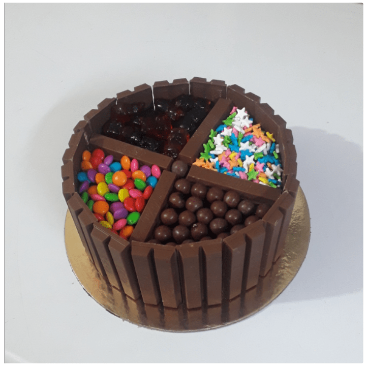Kit Kat Gems Cake 1 Chocolate Cake With KitKat