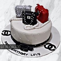 Gucci bag Cake design