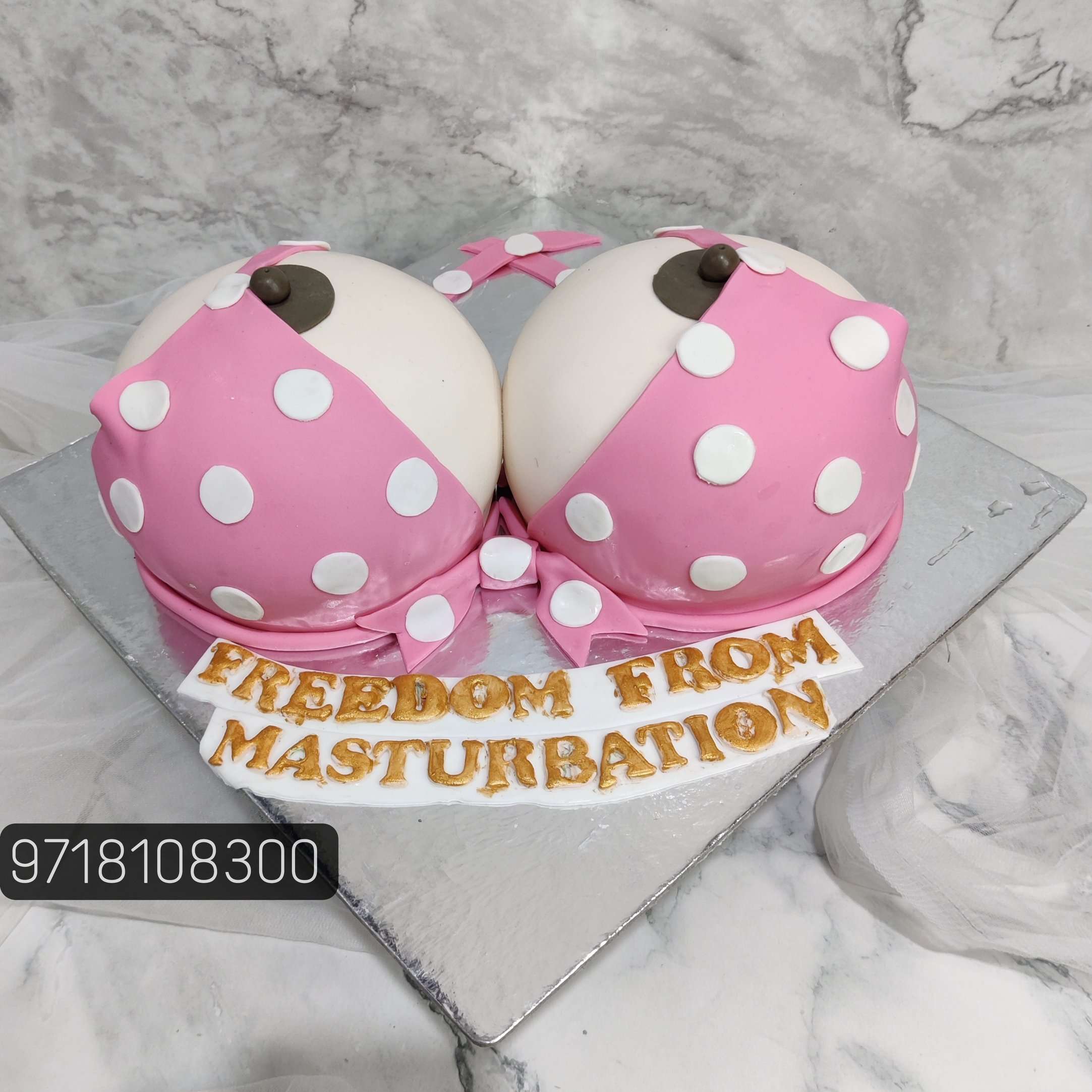 Boobs Cake - Breast Cake - MrCake