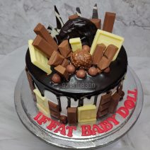 Royal Chocolate Cake